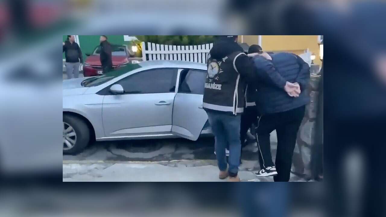 İstanbul'da suç örgütü operasyonunda 16 şüpheli yakalandı