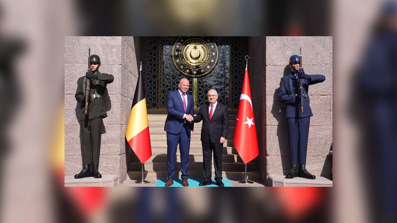 Milli Savunma Bakanı Güler, Belçikalı mevkidaşı Francken ile görüştü