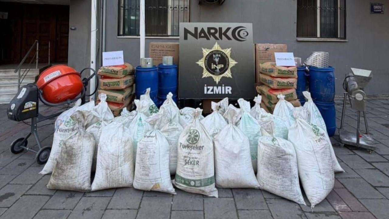 İzmir merkezli uyuşturucu operasyonu