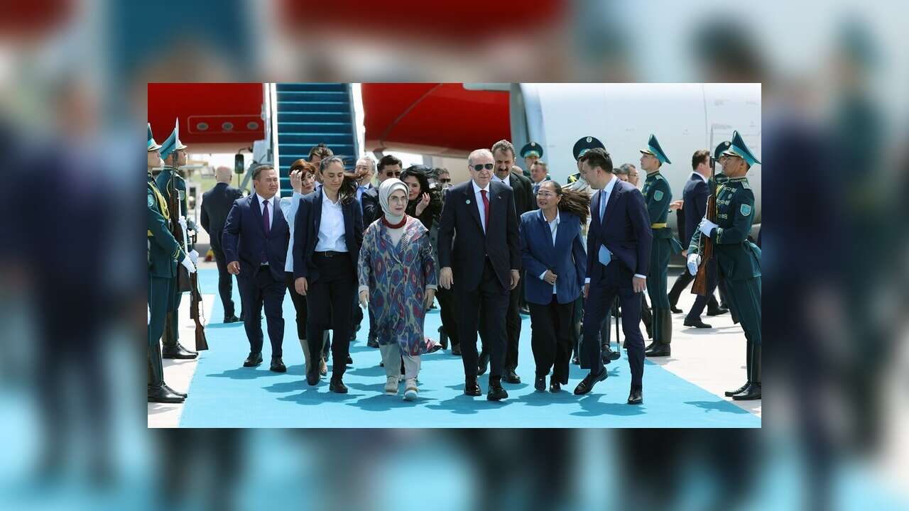 Cumhurbaşkanı Erdoğan Türkistan'da..