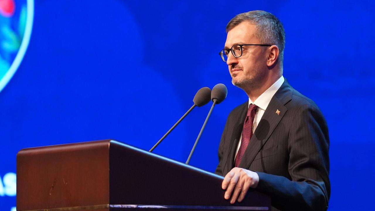 İletişim Başkanı Duran, Uluslararası Aile Günü'nü kutladı