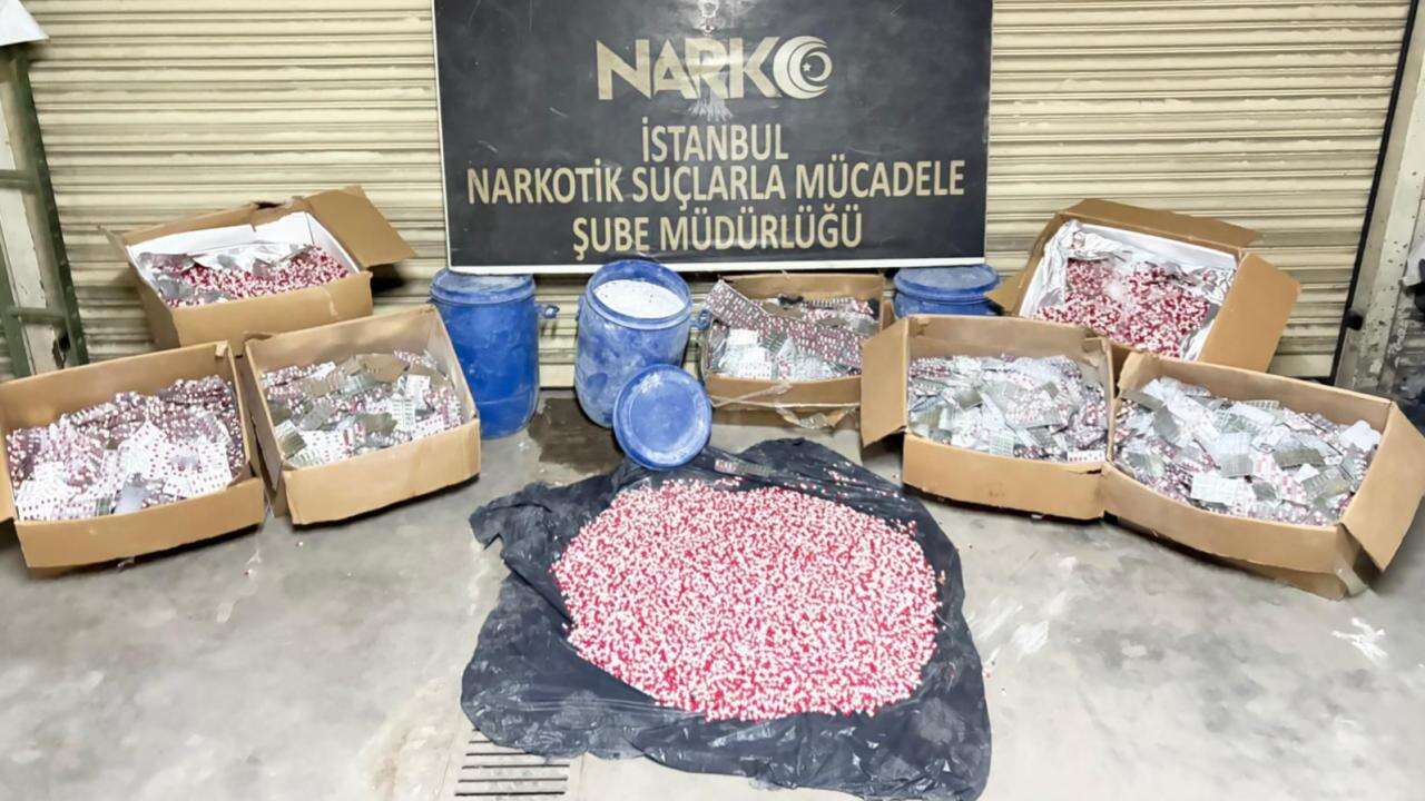 İstanbul'da uyuşturucu operasyonu: 595 bin sentetik hap ele geçirildi