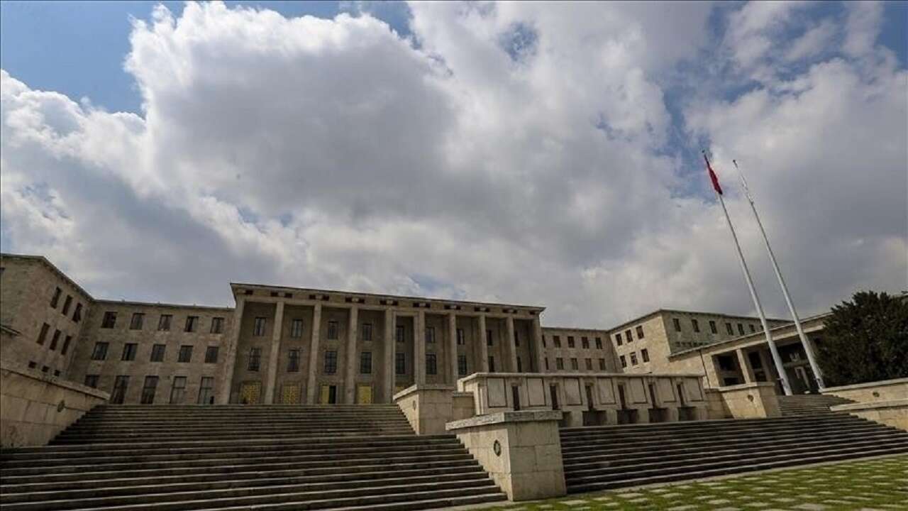 Emniyet Teşkilatı ve basına yönelik düzenlemeleri de içeren kanun teklifi TBMM'de