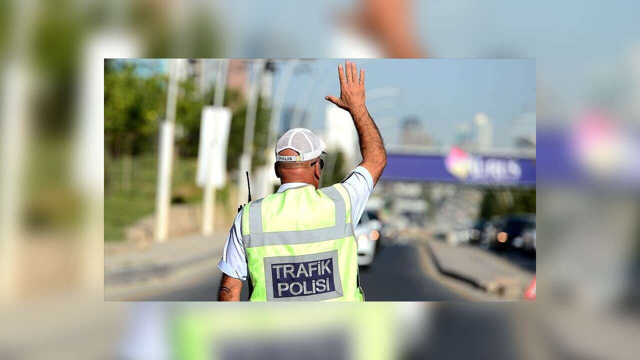 Ankara'da Kurban Bayramı tedbirleri kapsamında bazı yollarda trafik düzenlemesi yapıldı