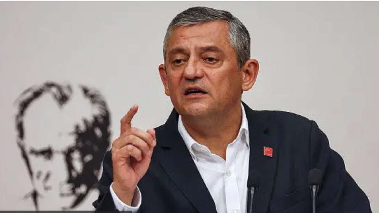 ÖZGÜR ÖZEL CHP Grup Başkanı oldu!