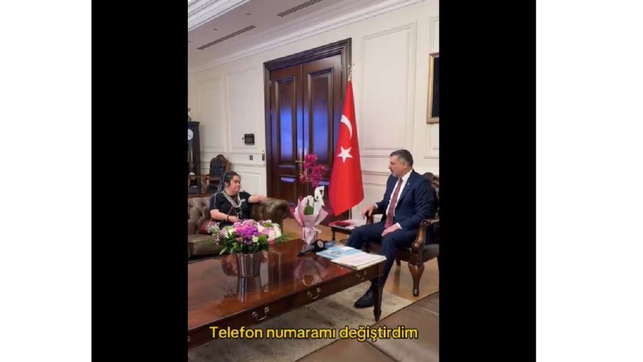 İçişleri Bakanı Çiftçi, Down sendromlu Kısmet'i Bakanlıkta ağırladı