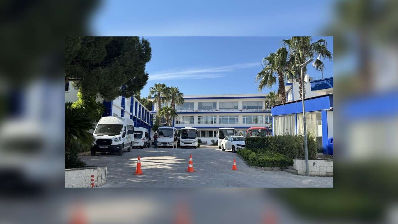İzmir'de Güzelbahçe Belediyesi'ne yönelik operasyonda Belediye Başkanı ve 1 şüpheli tutuklandı