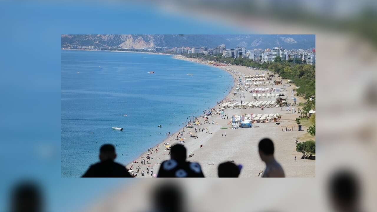 Sahillerde bayram tatili yoğunluğu yaşanıyor