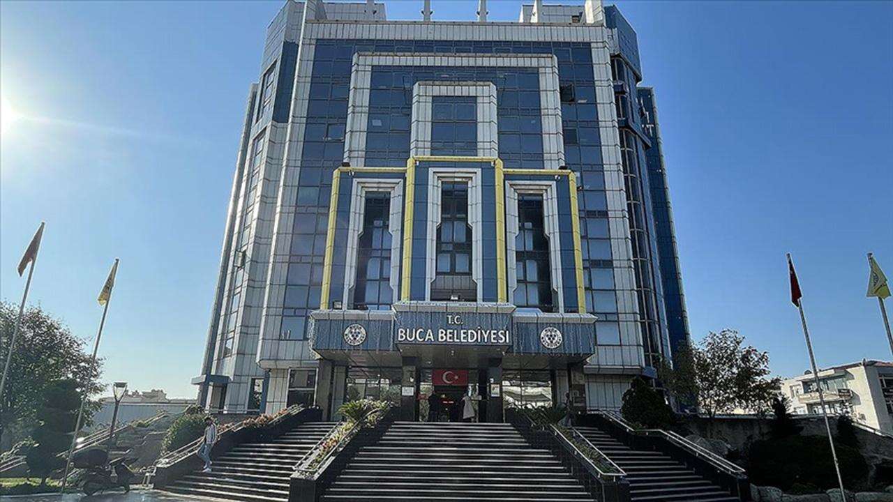 SON DAKİKA | İzmir Buca Belediyesi'ne yolsuzluk operasyonu