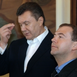 Gazprom'dan Ukrayna'ya İndirim