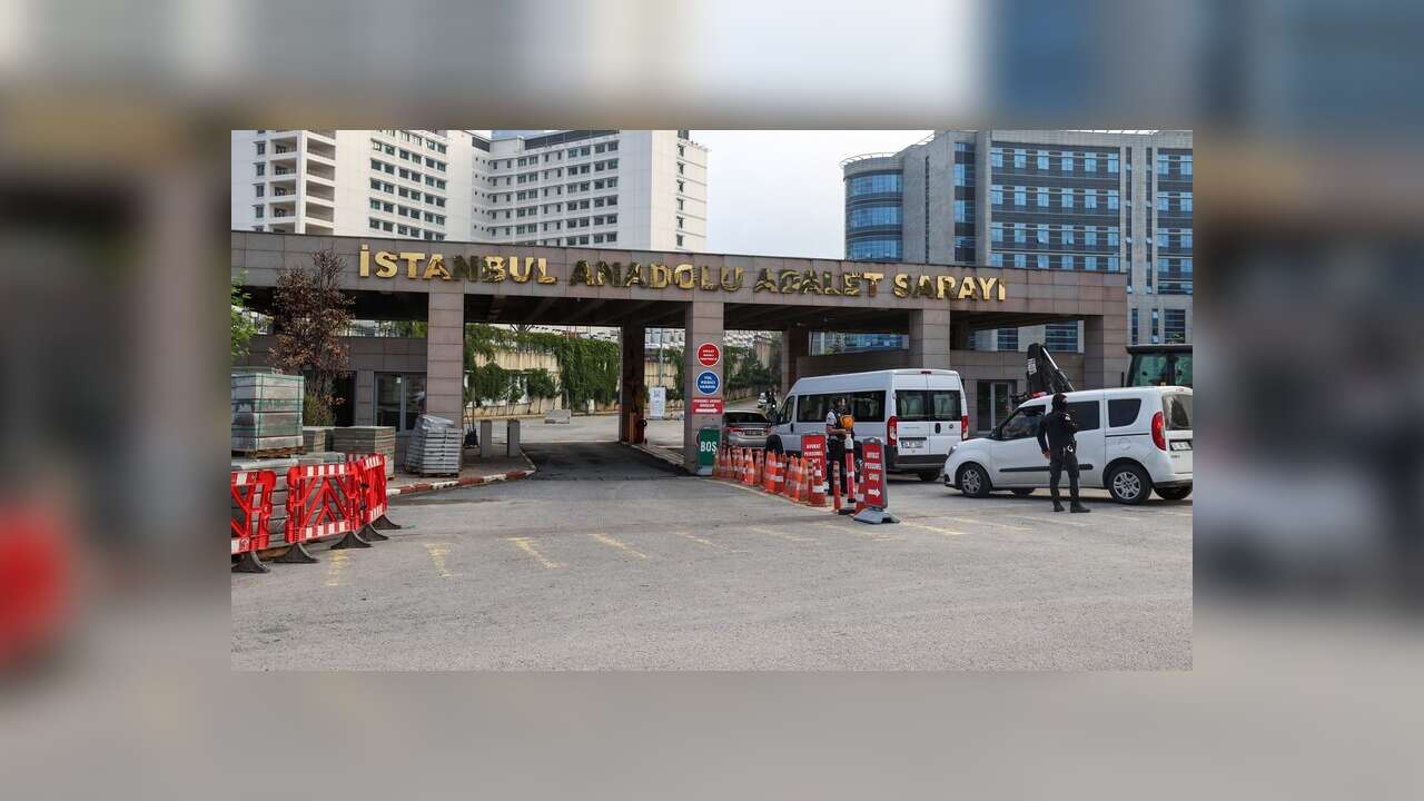 İstanbul ve Nevşehir merkezli "yasa dışı bahis" soruşturmalarında 221 gözaltı kararı