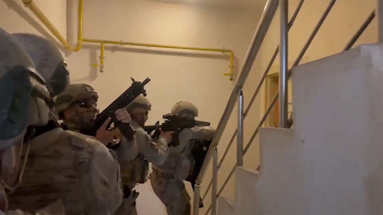 Terör örgütü DEAŞ'a yönelik 21 ildeki operasyonlarda 70 şüpheli yakalandı