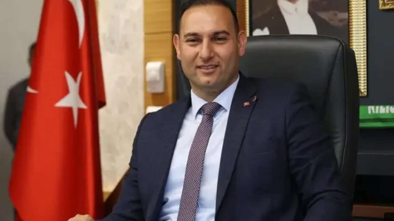 Kilis Belediye Başkanı Hakan Bilecen CHP’den istifa etti!