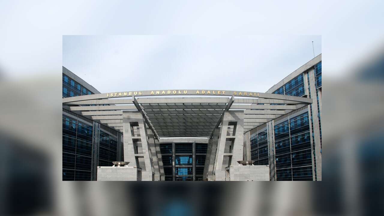 İstanbul merkezli "şike" operasyonunda 74 şüpheli tutuklandı