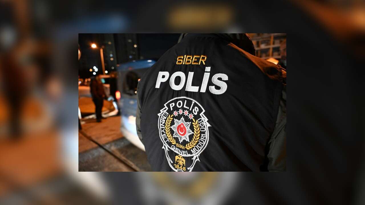 Antalya merkezli 27 ilde düzenlenen yasa dışı bahis operasyonunda 72 kişi yakalandı