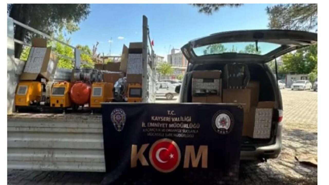 Kayseri'de Dev Operasyon: 1 milyon 50 bin makaron ele geçirildi!