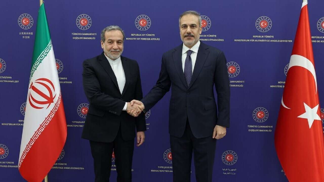 Dışişleri Bakanı Fidan, İran Dışişleri Bakanı Erakçi ile telefonda görüştü