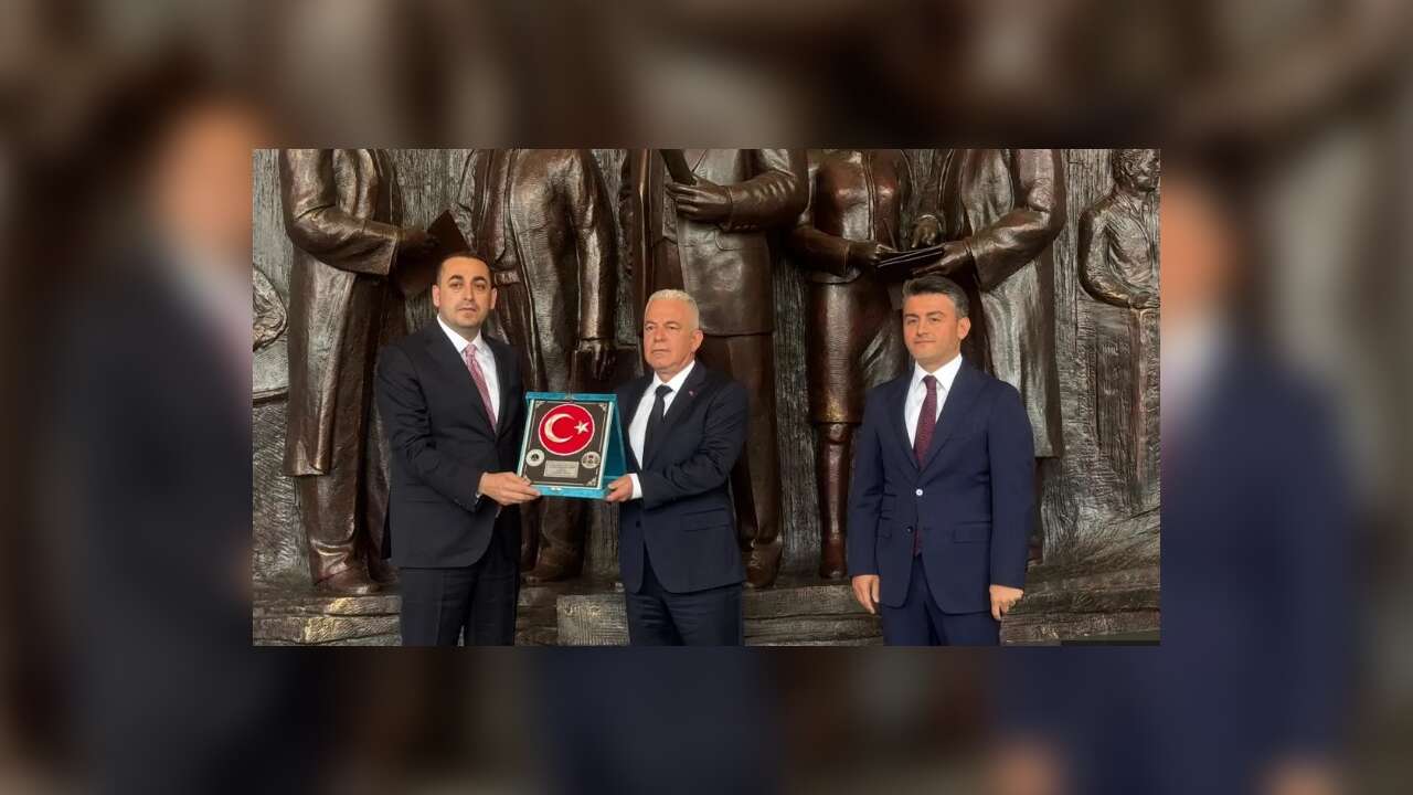Ankara Cumhuriyet Başsavcılığı'na atanan Aykut Çelik için İstanbul Adliyesi'nde tören