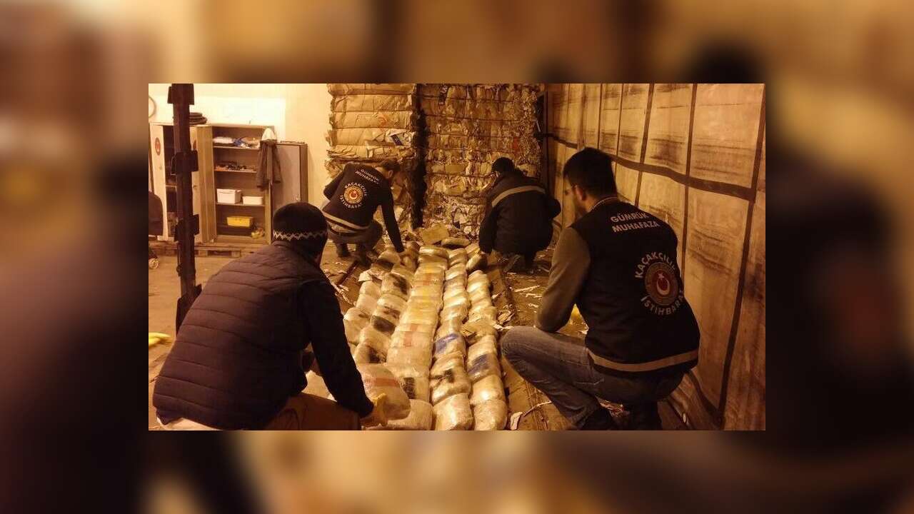 Trakya Güm ve Dış Tic. Bölge Müdürlüğü bağlantısı İPSALA'da uyuşturucu operasyonu