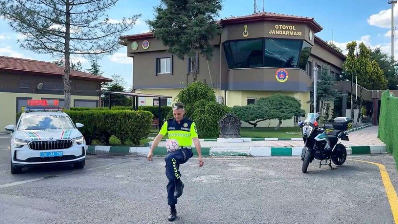 İçişleri Bakanlığı'ndan A Milli Futbol Takımı'na destek klibi