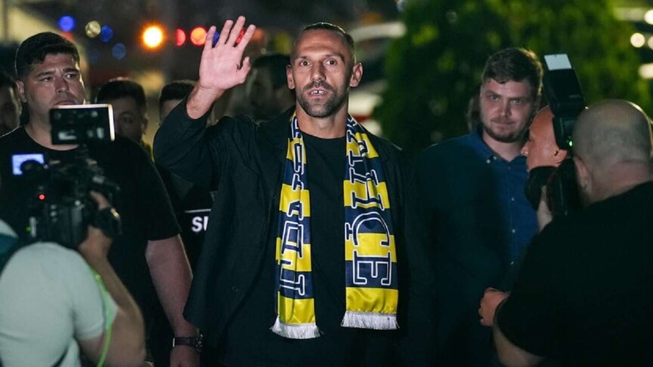 Vedat Muric FENERBAHÇE'DE..