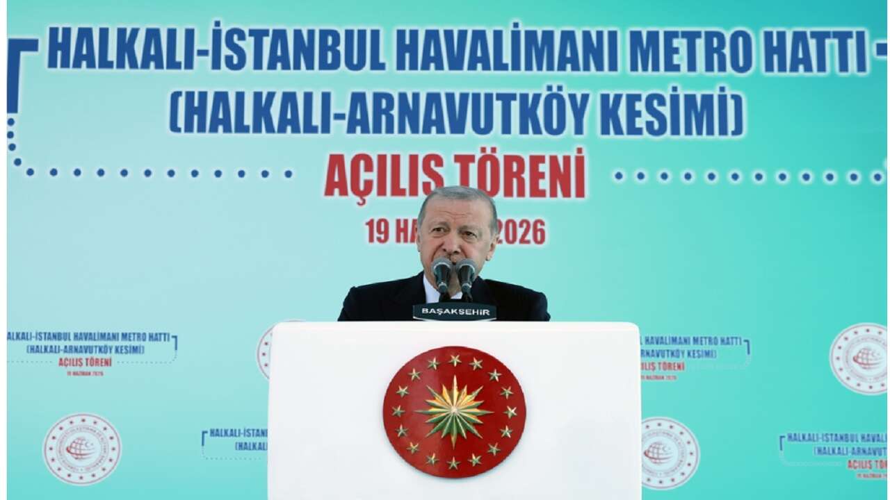 Erdoğan: Türkiye'yi en uzun ve en hızlı metro hattıyla buluşturuyoruz