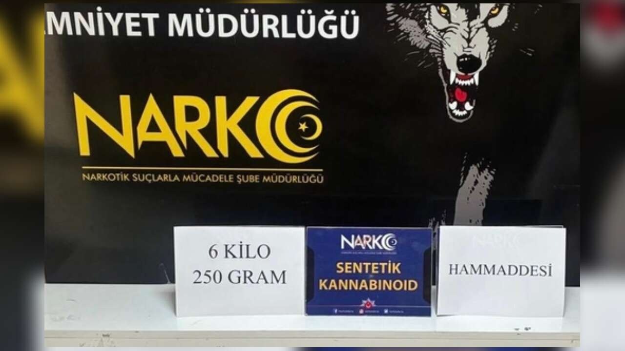 Adana'da otomobilde 6 kilo 250 gram sentetik uyuşturucu ele geçirildi!