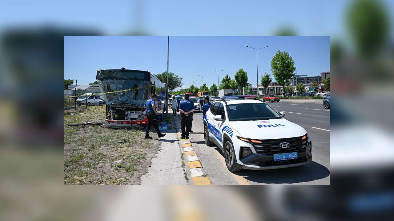 Başkentte EGO otobüsü ile ticari aracın karıştığı kazada 1 kişi hayatını kaybetti, 9 kişi yaralandı