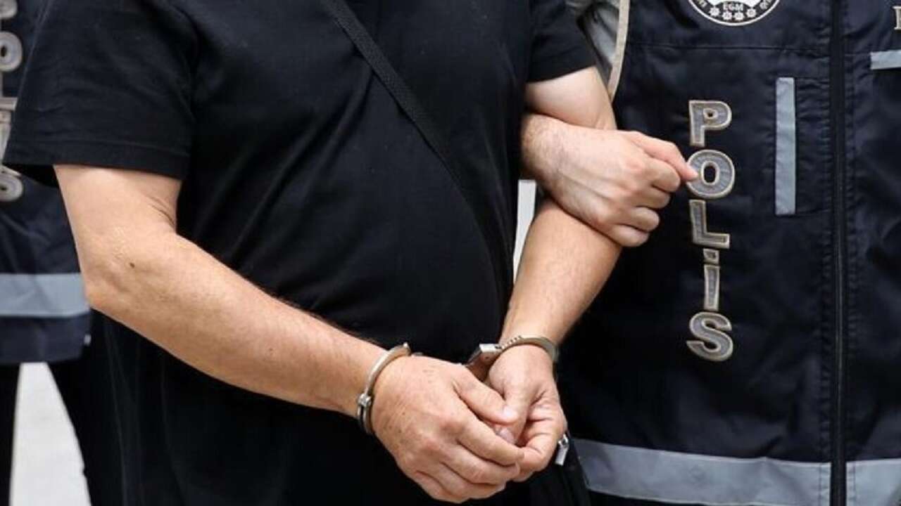 Terör örgütlerine yönelik operasyonlarda gözaltına alınan 178 şüpheli tutuklandı