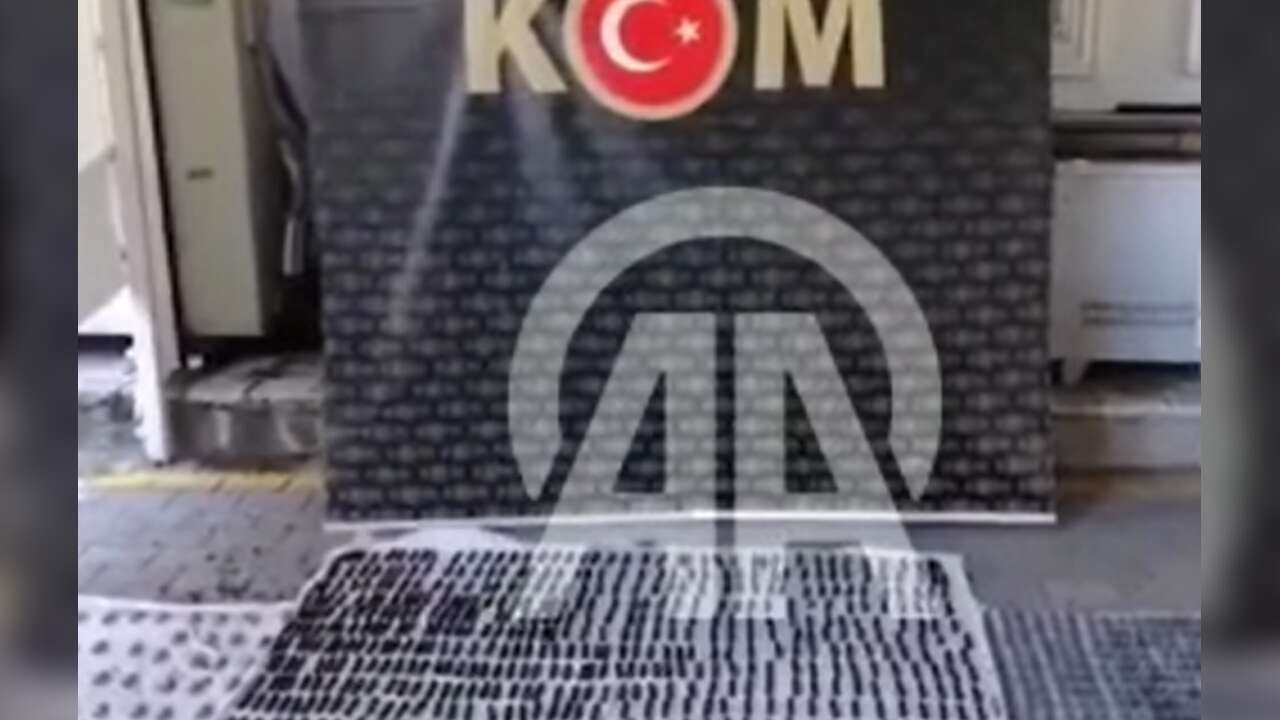 KONYA'DAN İSTANBUL'A SİLAH SEVKIYATINA FLAŞ POLİS OPERASYONU