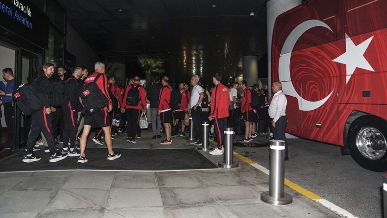 A Milli Futbol Takımımız yurda döndü