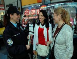 Diyarbakırlılar, Polisin 'dert Dinleme Arabası'nı Sevdi
