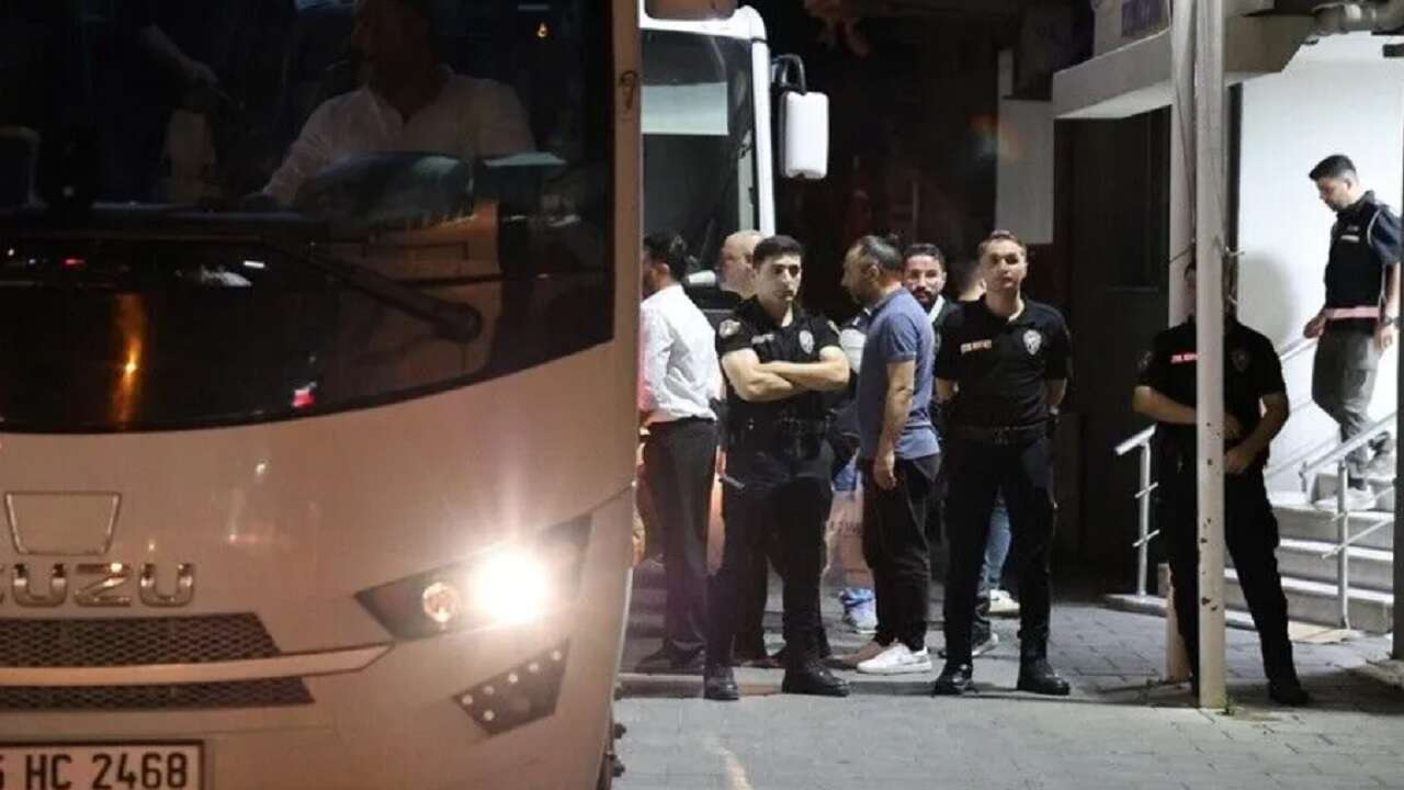 Seferihisar Belediyesi soruşturmasında Belediye Başkanı Yetişkin ve 11 şüpheli tutuklandı