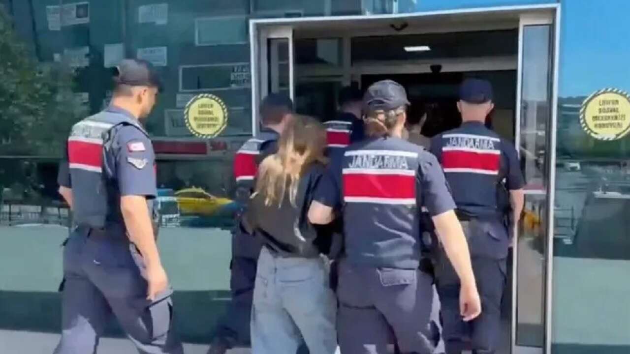 Nitelikli dolandırıcılık ve yasa dışı bahis operasyonlarında 36 şüpheli tutuklandı