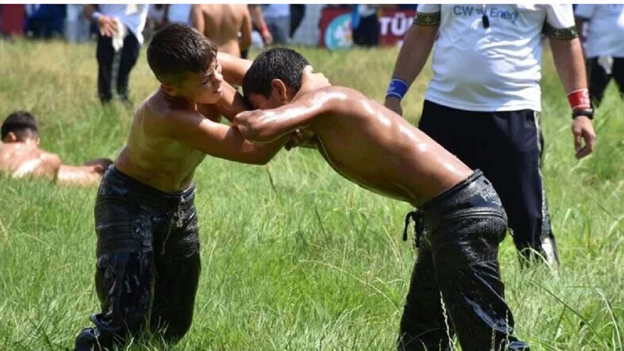665. Tarihi Kırkpınar Yağlı Güreşleri başladı