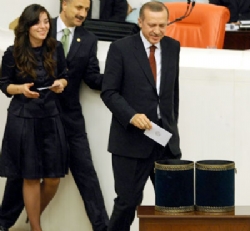 Ak Partiye 2 Oyla Sürpriz Destek