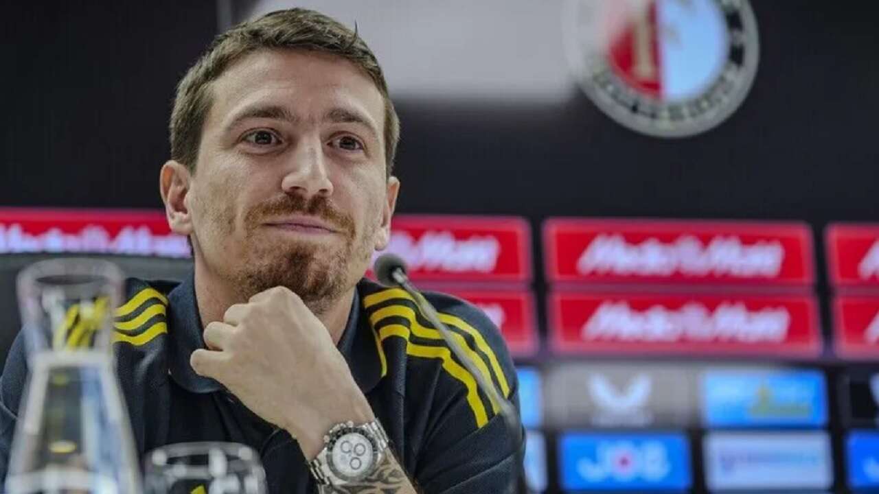 Fenerbahçe, Mert Hakan Yandaş ile 1 yıllık sözleşme imzaladı