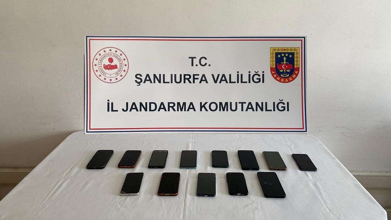 Ehliyet sınavında usulsüzlüğe geçit yok: 5 joker aday tutuklandı