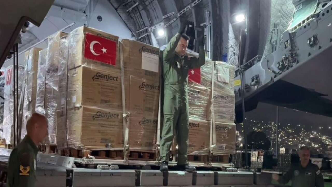 Türkiye'nin 30 tonluk insani yardımı Venezuela'ya ulaştı!