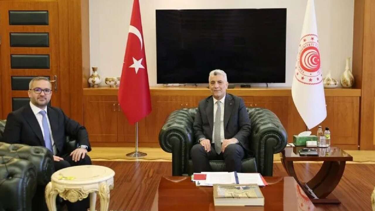 Ticaret Bakanı Bolat, TCMB Başkanı Karahan ile bir araya geldi