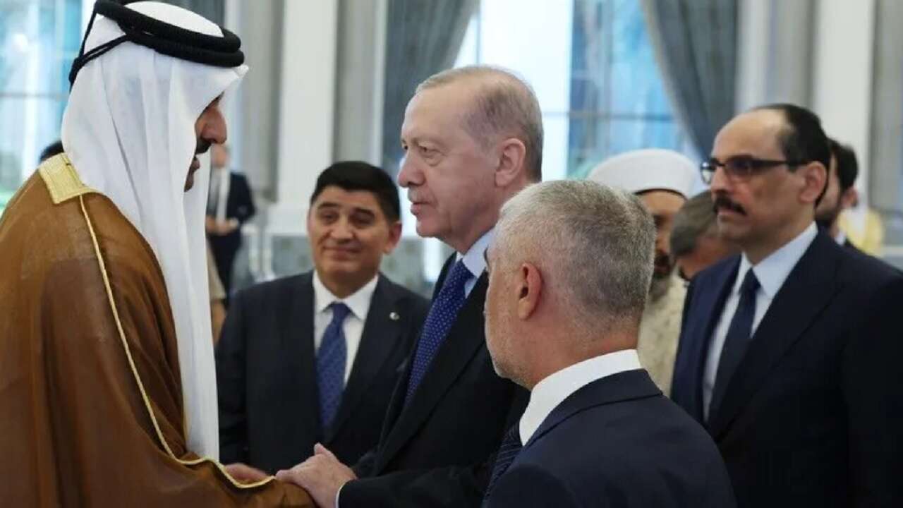 Cumhurbaşkanı Erdoğan, Katar Emiri Temim'e taziyelerini iletti