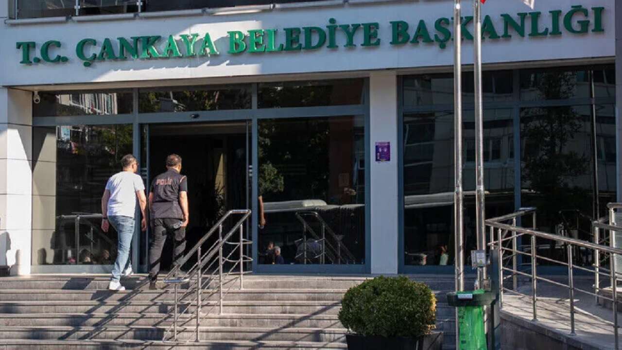Çankaya Belediye Başkanı Güner'in de aralarında bulunduğu 24 şüpheli tutuklandı