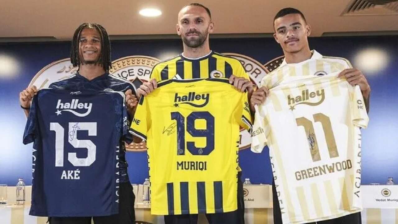Fenerbahçe Kulübü'nden yeni transferler Greenwood, Ake ve Muric için imza töreni