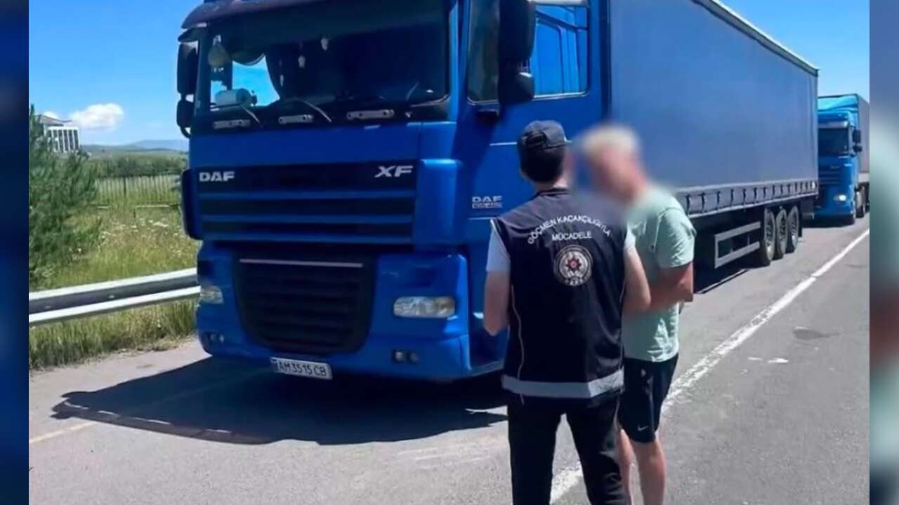 Yurt genelinde 355 düzensiz göçmen yakalandı