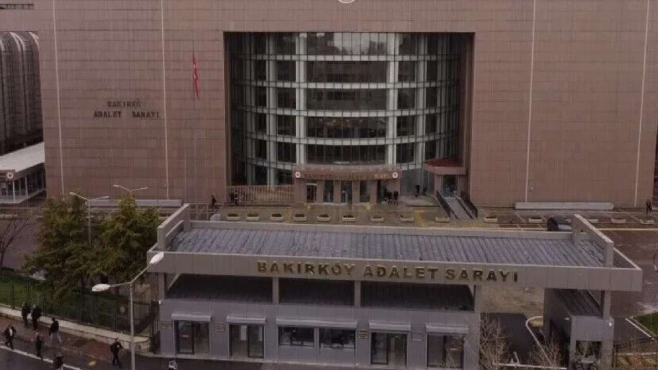 İstanbul merkezli "yeni nesil suç örgütü" operasyonunda gözaltına alınan 24 şüpheli tutuklandı