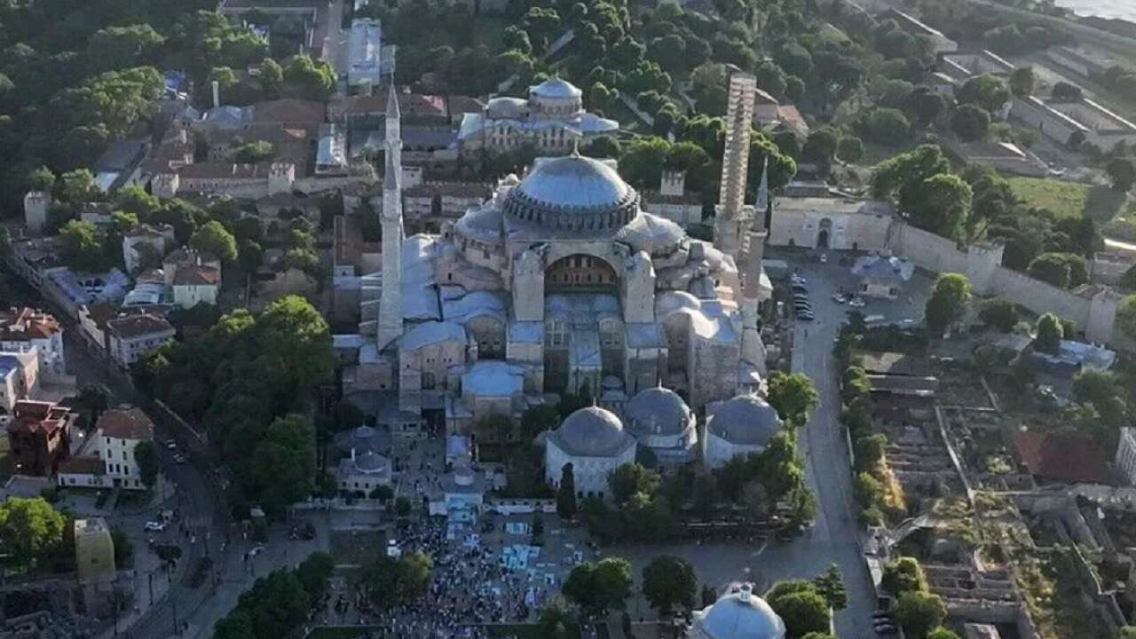 Cumhurbaşkanlığı İletişim Başkanı Duran'dan "Ayasofya-i Kebir Cami-i Şerifi" paylaşımı