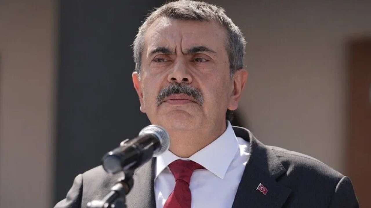 Bakanı Tekin: Milli Eğitim Bakanlığı olarak öykünülen geçmişimizi çocuklarımıza anlatmak durumundayız