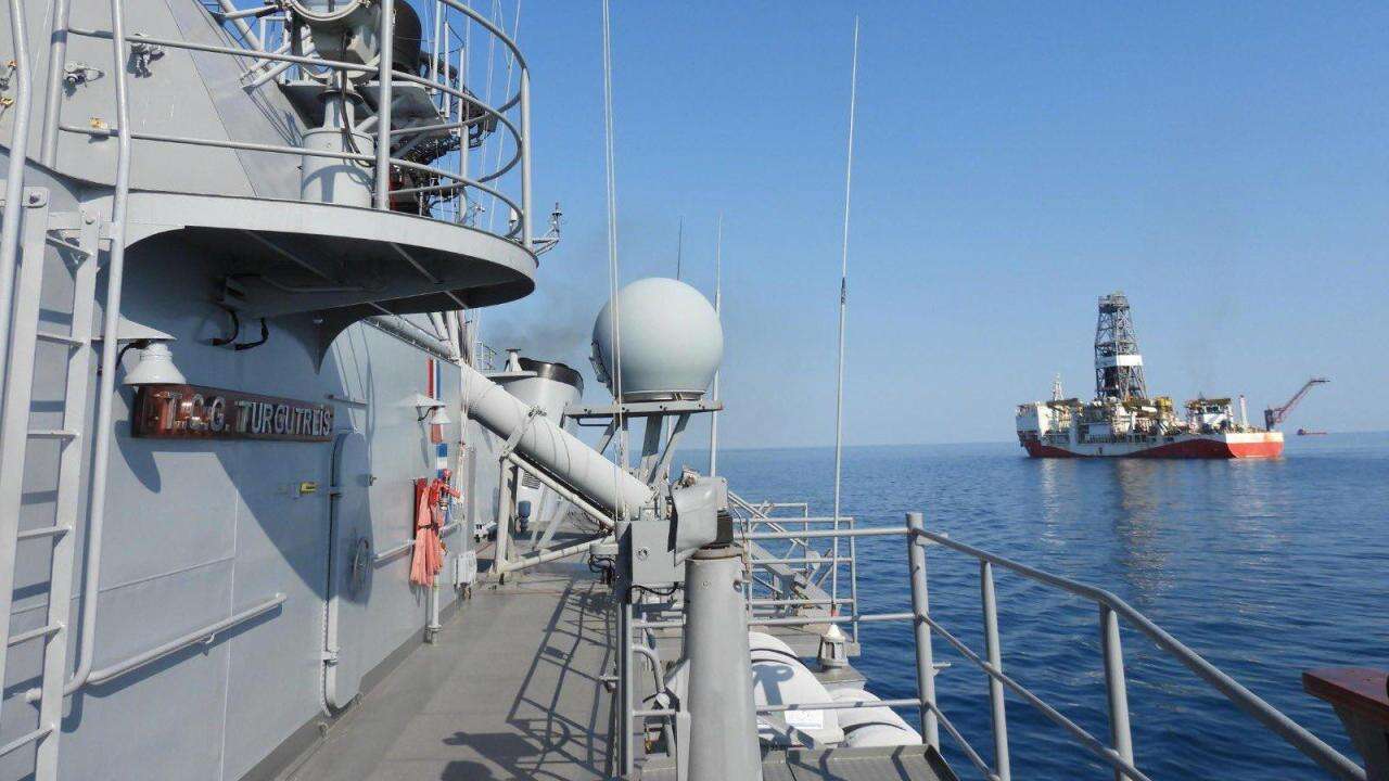 Sondaj gemilerini TCG Turgutreis koruyor!