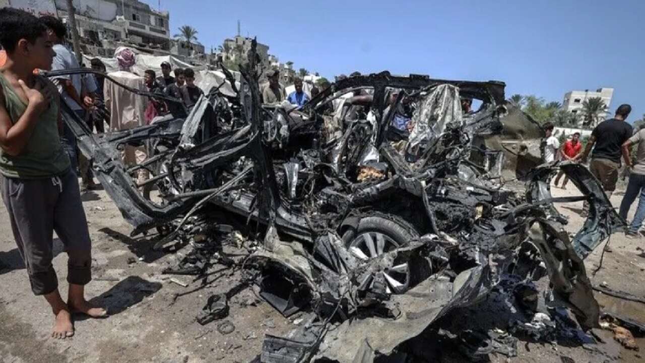 İsrail ordusunun Gazze'de bir aracı hedef aldığı saldırıda 2 kişi yaşamını yitirdi