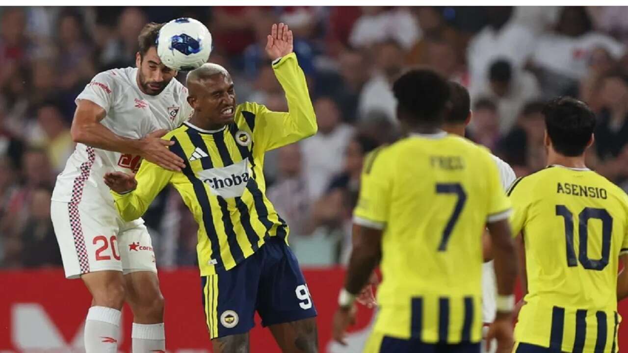 Fenerbahçe, UEFA Şampiyonlar Ligi'nde 3. eleme turuna yükseldi